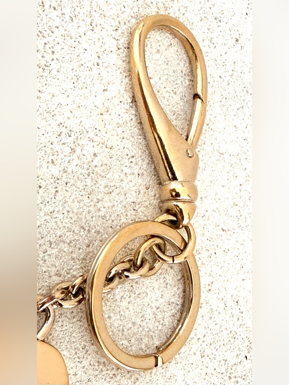 LOW START! - CHLOÉ Gold Tone Heart Logo Keychain Bag Charm - Picture 5 of 7